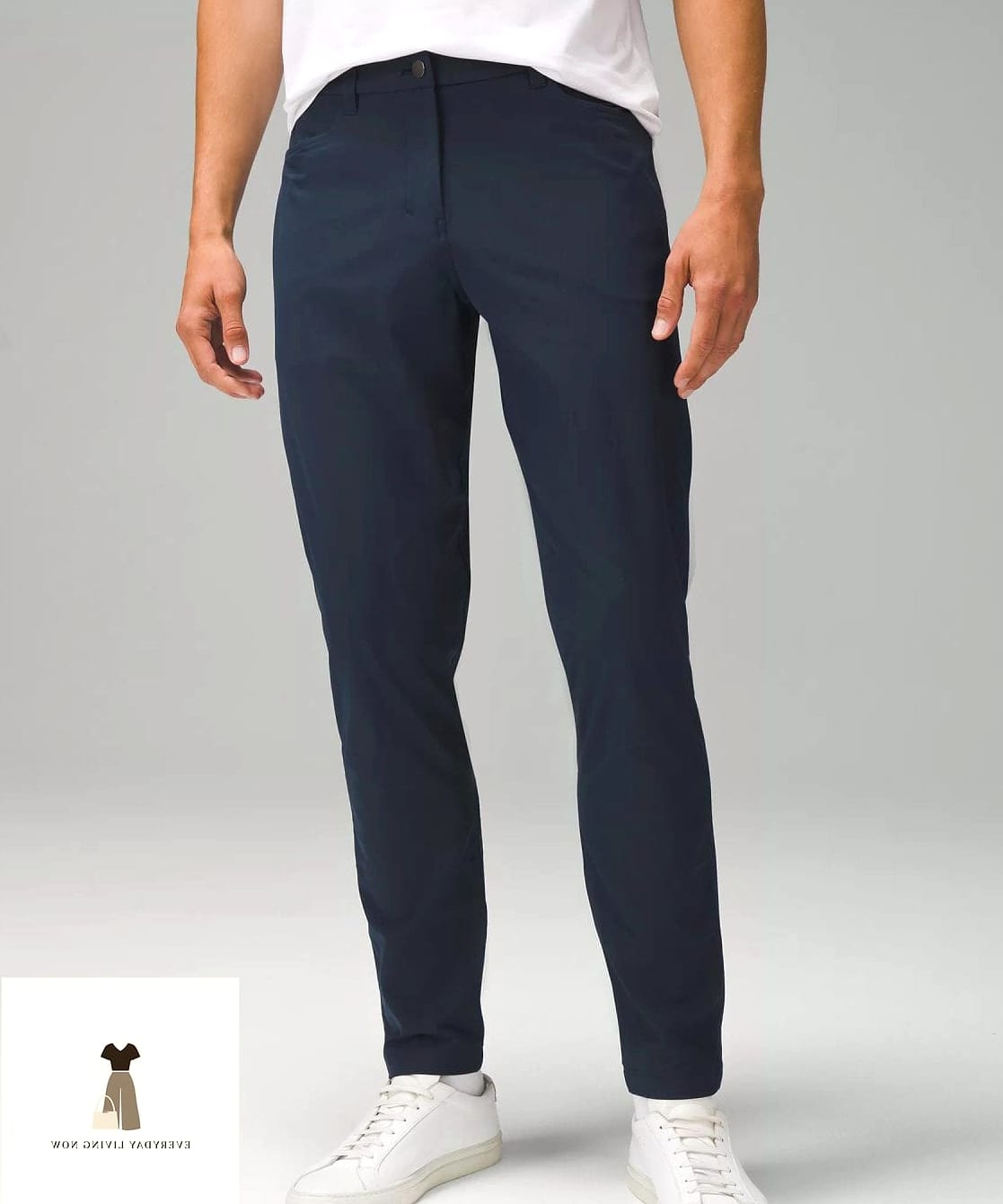 24 Lululemon Outfit That Every Stylist Needs to See 16 ABC Pants and a Fitted Tee