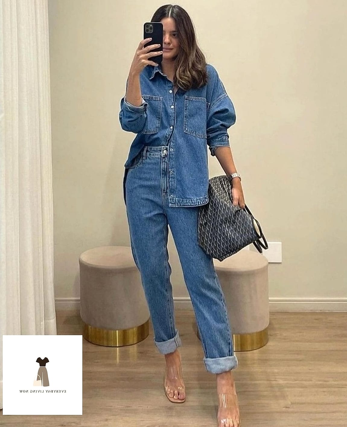 30 Blue Outfit That Are Trending Right Now 2 All-Denim Blue Moment