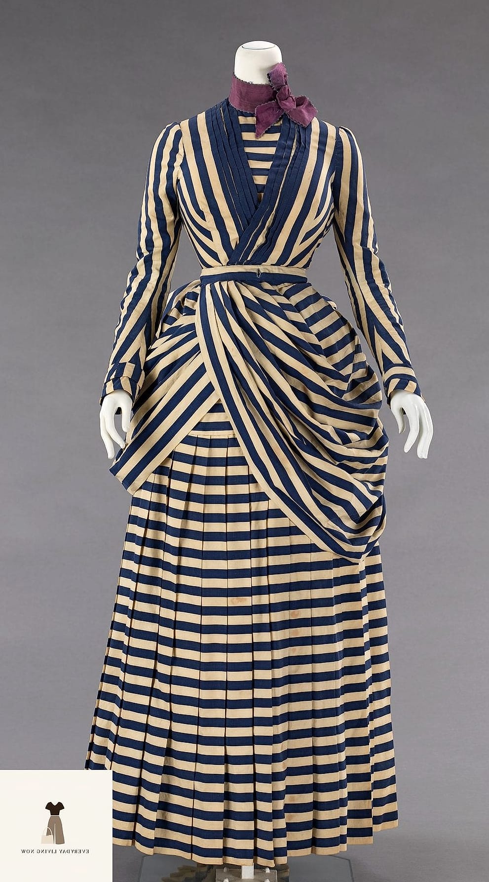30 Museum Outfit That Are Trending Right Now 10 Athletic Dress with a Denim Jacket