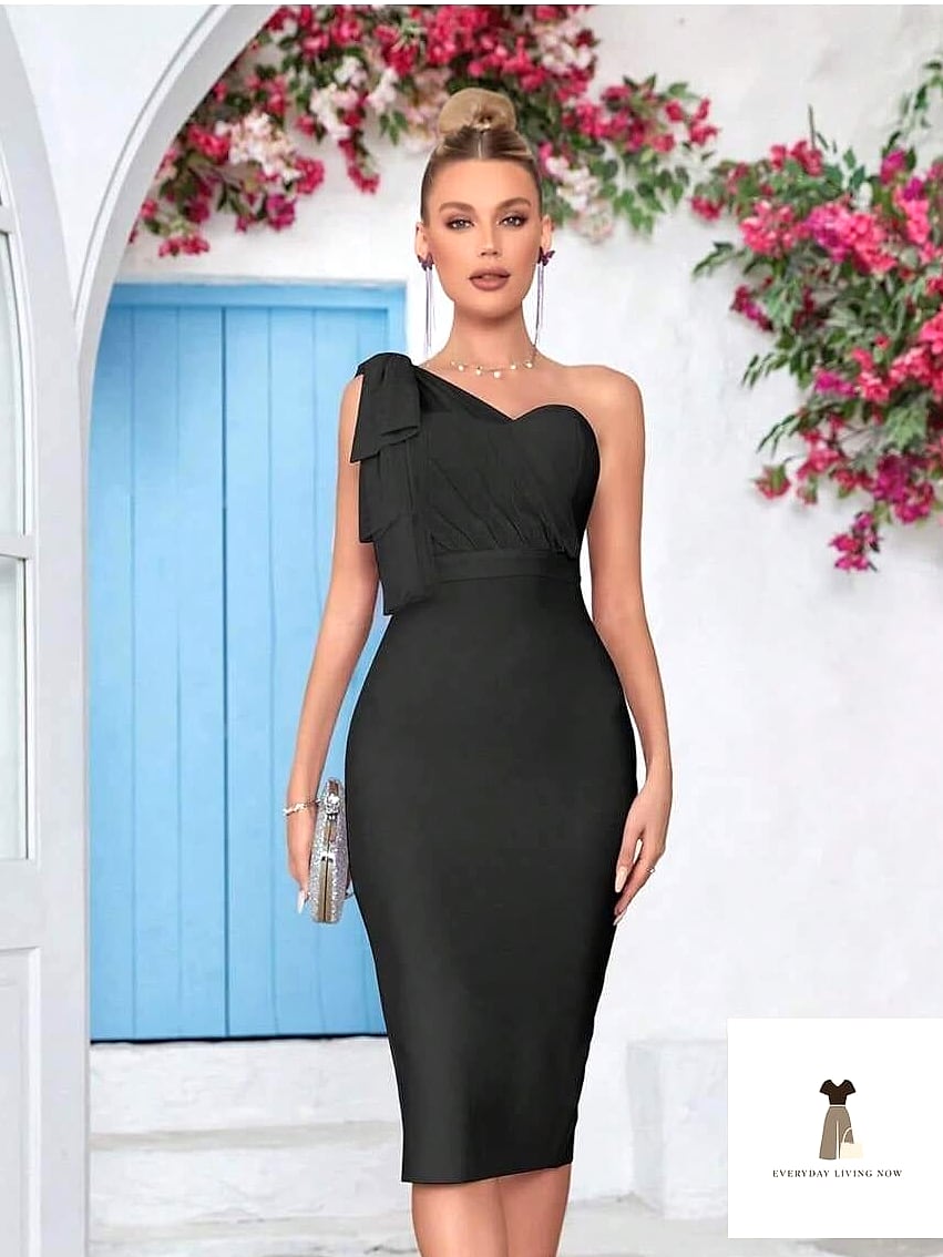 24 Birthday Dinner Outfit Worth Pinning Immediately 14 Bodycon Midi in Hot Pink