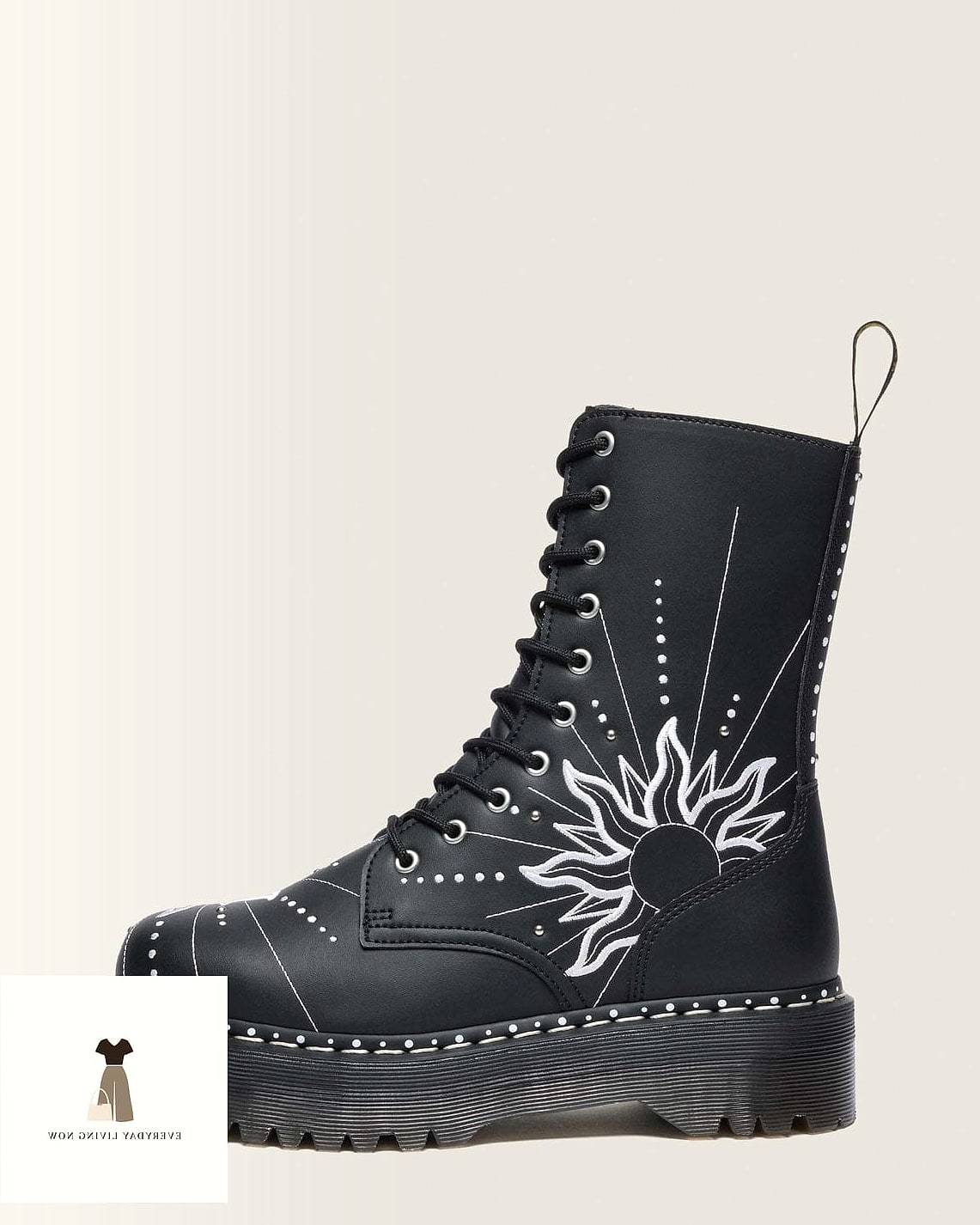 24 Dr Martens Outfit Worth Pinning Immediately 13 Boots with Flare Jeans