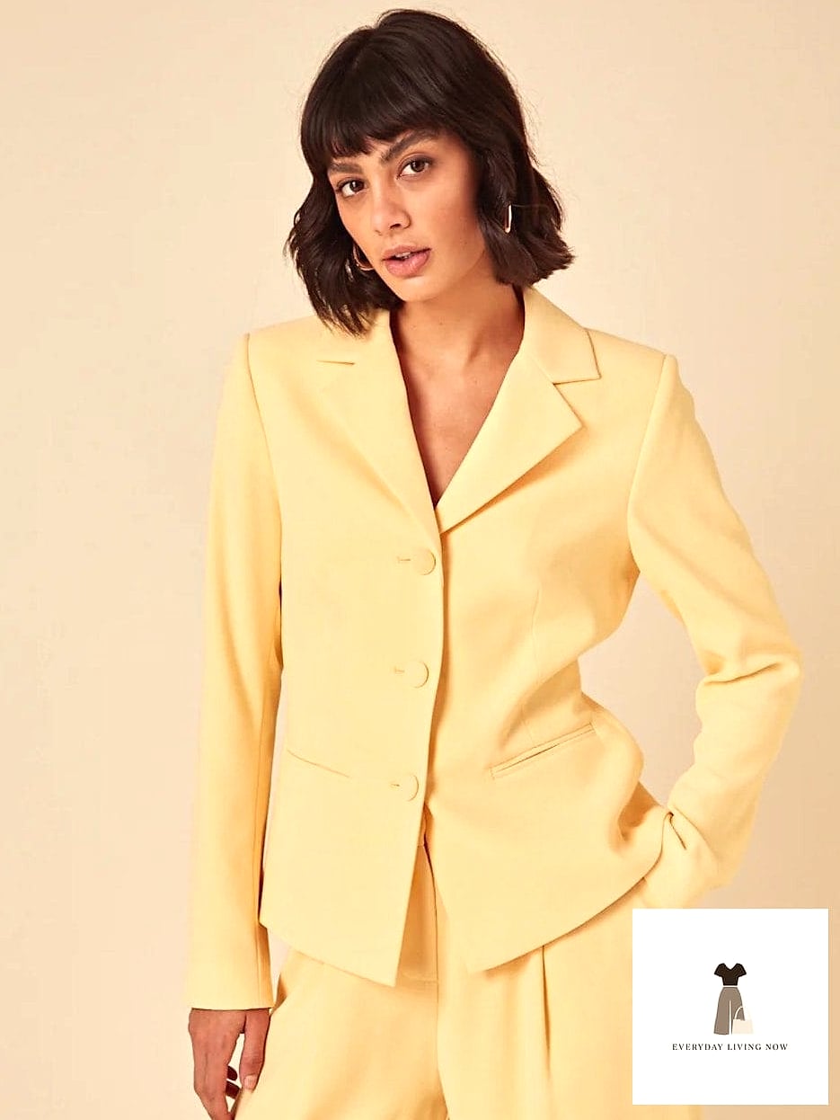 27 Yellow Outfit Every Style Lover Needs to See 2 The Butter Yellow Blazer and Trouser Set