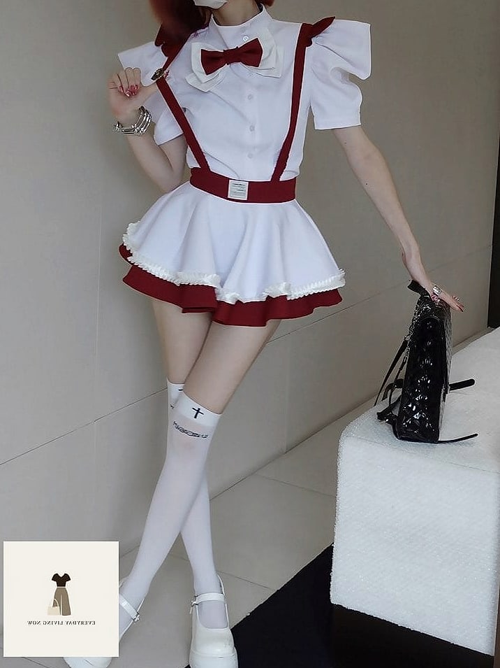 Coquette-Style Mini Dress with Lace Trim