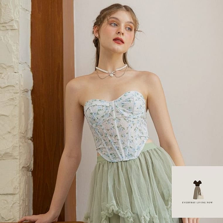 The Corset Top with Wide-Leg Trousers