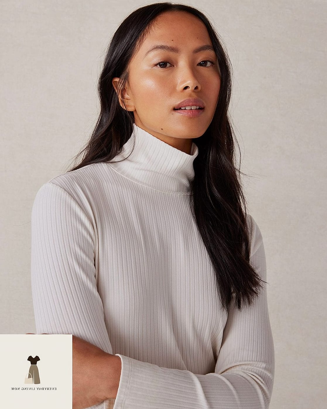 25 Simple Outfit Ideas Every Woman Needs to See 4 The Cozy Turtleneck and Wide-Leg Trousers Set