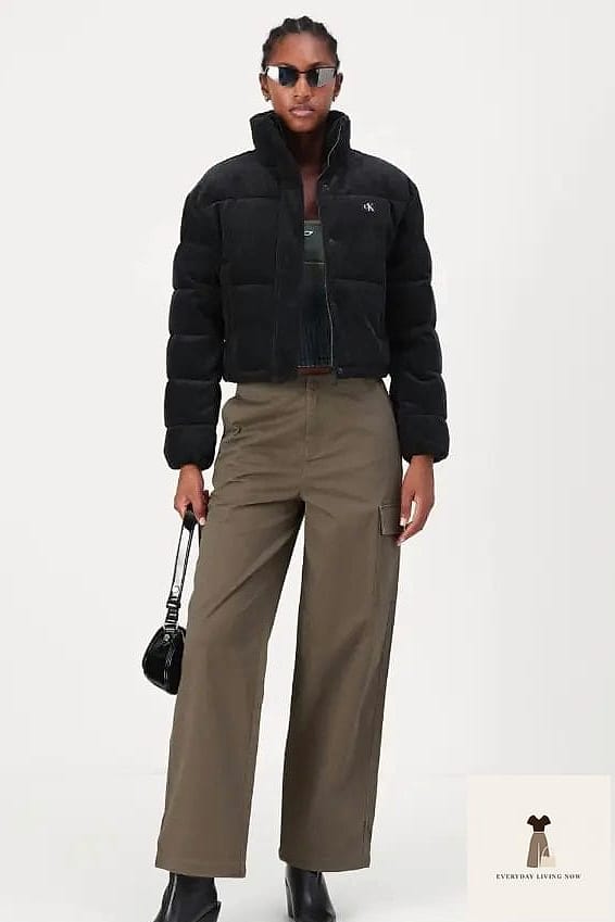 24 Jean Shorts Outfit That Will Make You Book Your Appointment Immediately 24 Cropped Puffer Vest Over a Tee