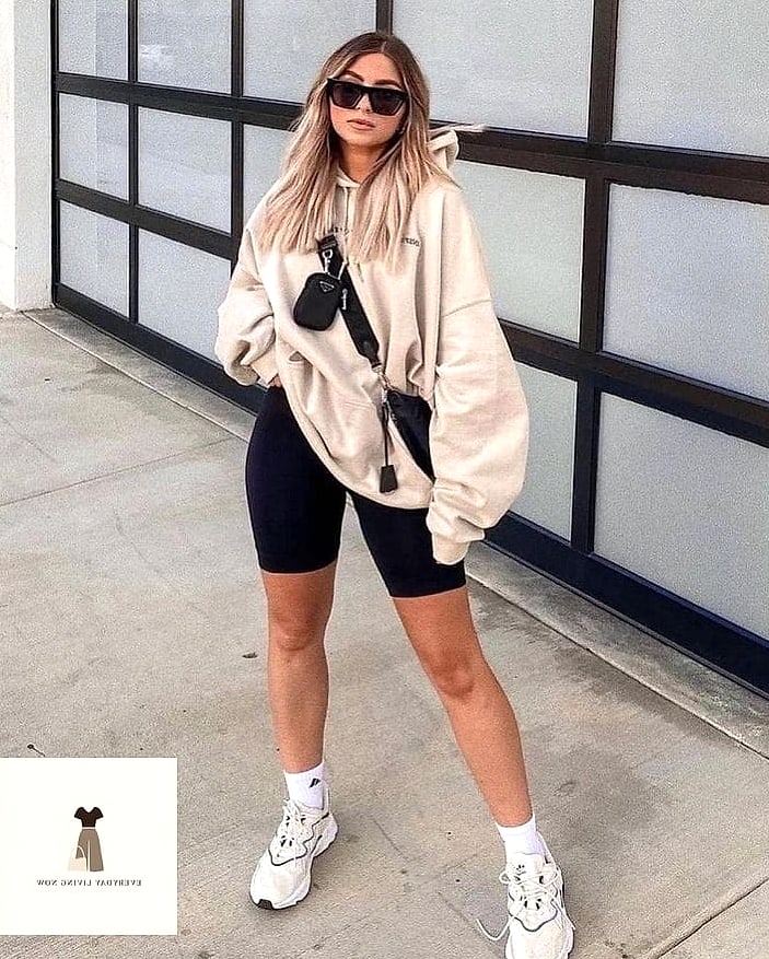 The Festival-Ready Biker Shorts Outfit