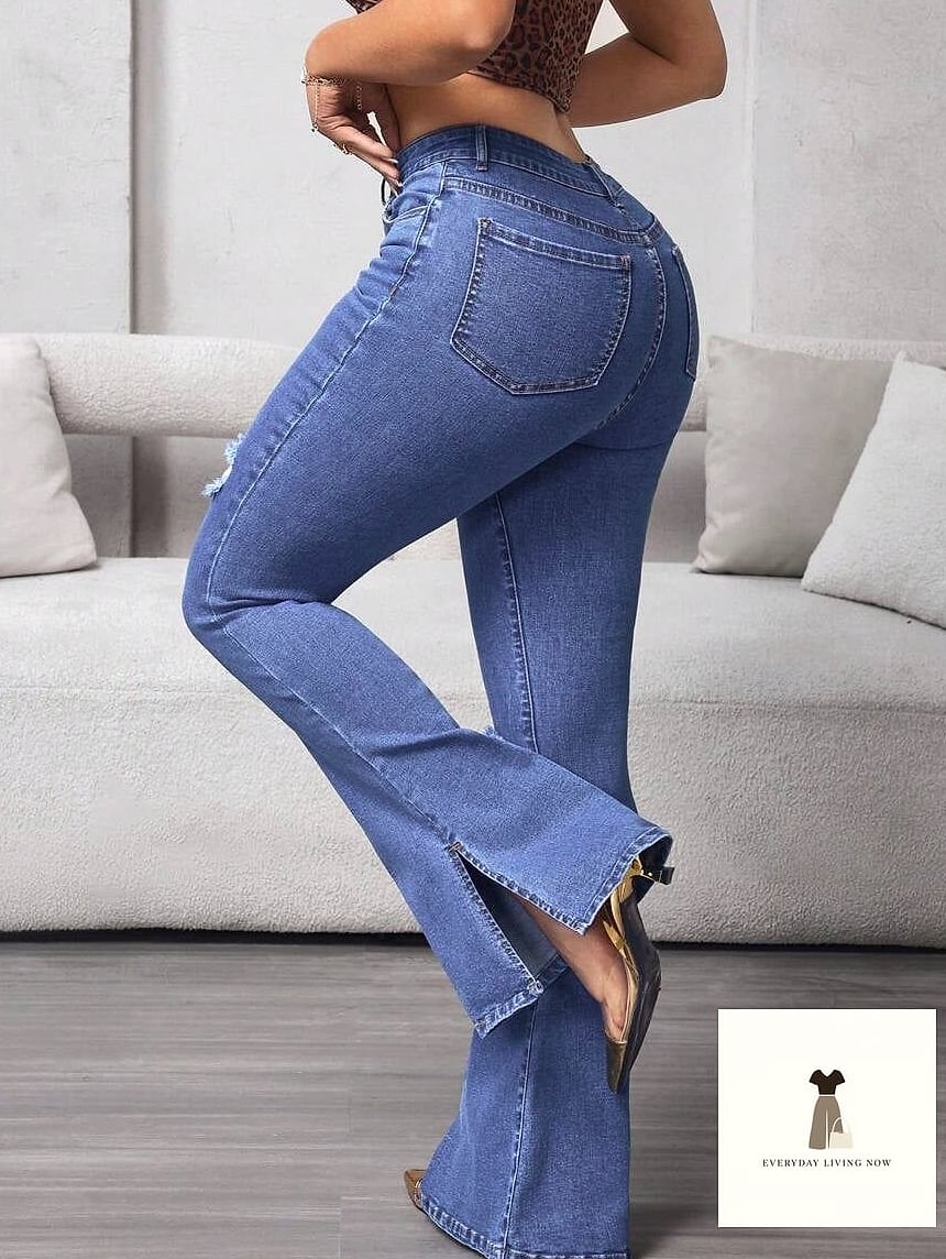 Flare Jeans for a Retro Summer Moment