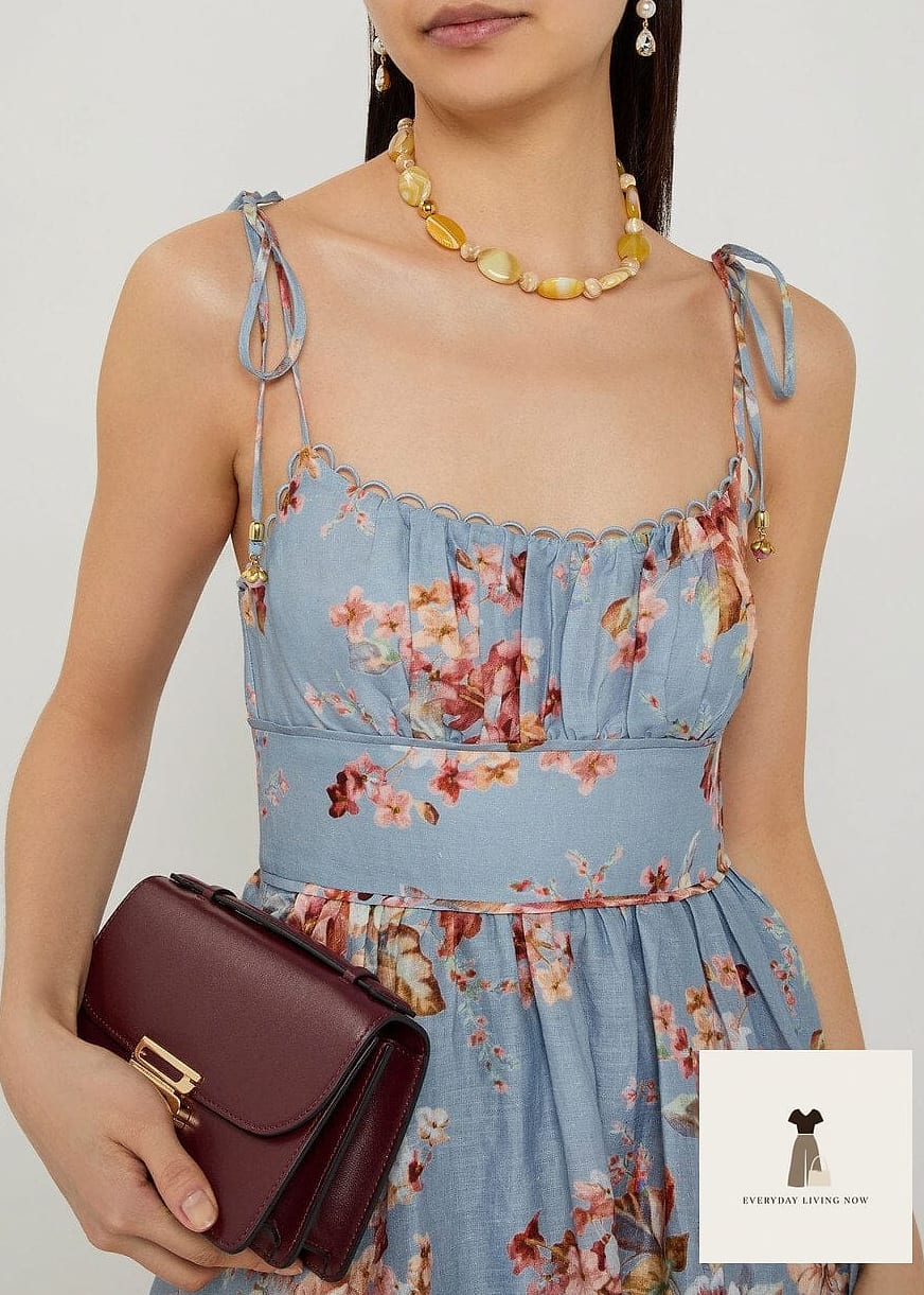 23 Picnic Outfit That Every Stylist Needs to See 10 Floral Midi Dress With Ankle Boots