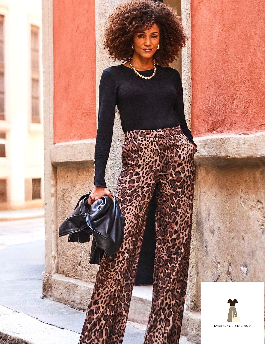 21 Grey Pants Outfit That Are Absolutely Stunning 17 Grey Trousers with an Animal Print Top