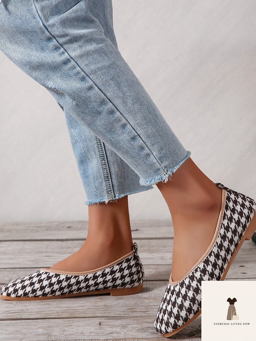 The Houndstooth and Flats Pairing