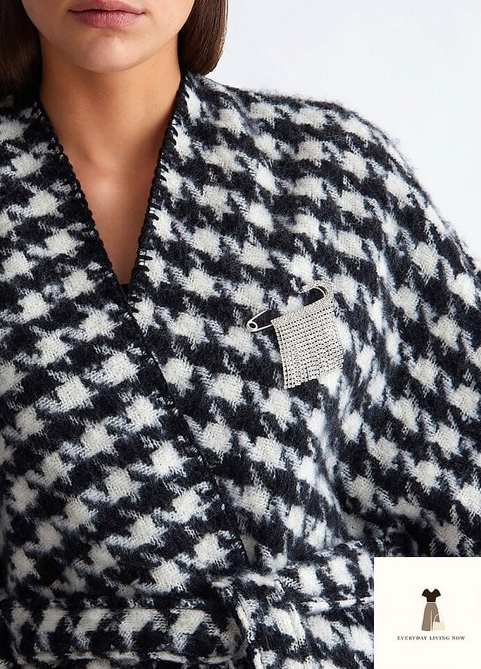 Houndstooth Kimono for a Trend Update