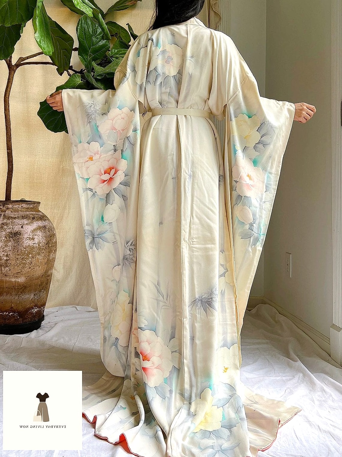 Kimono as a Robe-Inspired Loungewear Piece