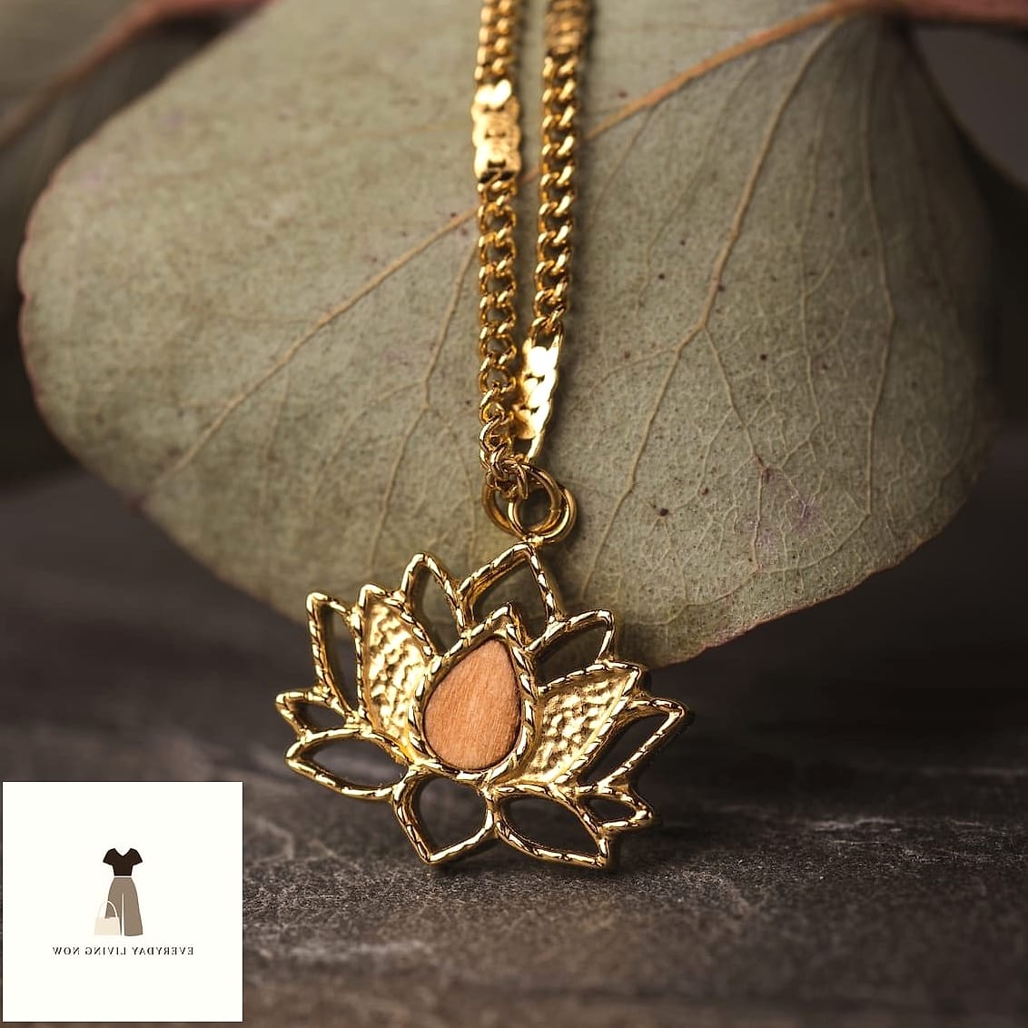 24 New Balance Outfit Every Style Lover Needs to See 23 Layered Gold Jewelry and Simple Basics