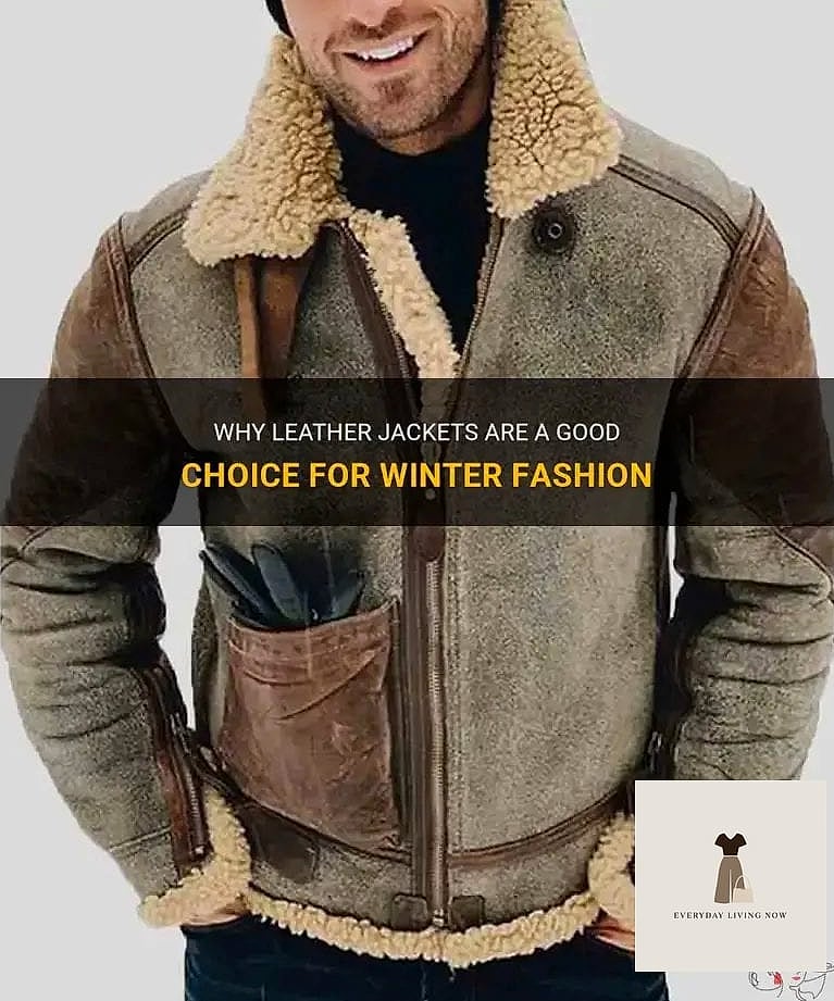 21 Outfit Hiver That Are Absolutely Stunning 5 The Leather Jacket and Turtleneck Layer