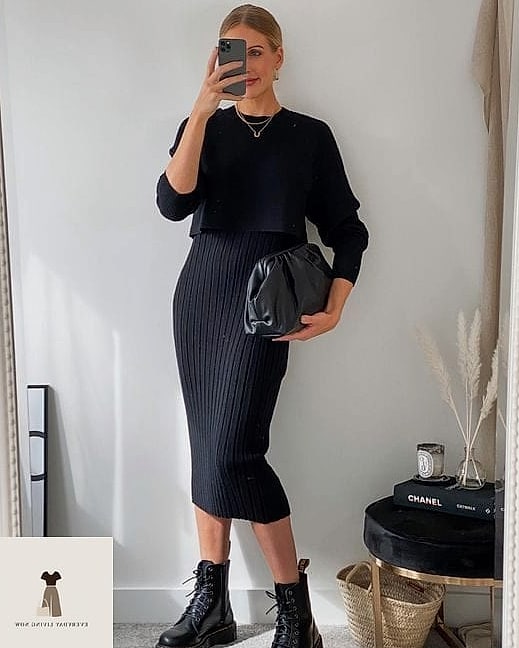 Midi Skirt With a Fitted Turtleneck