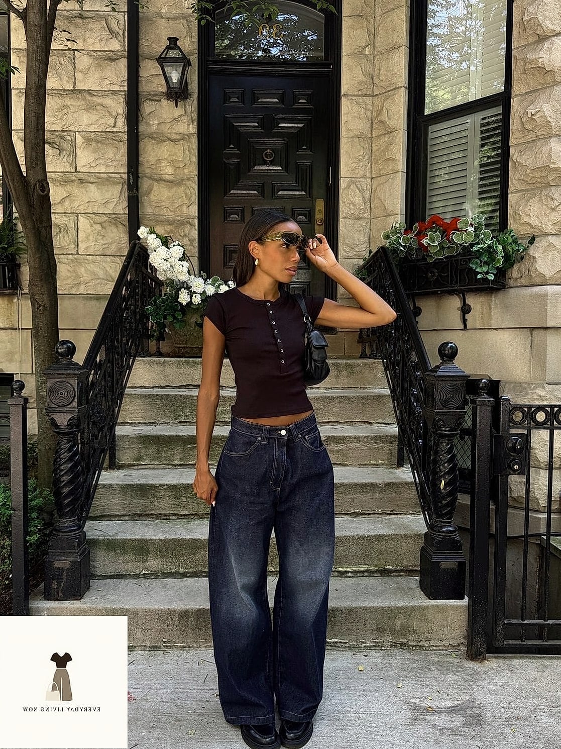 Monochrome Baggy Jeans Outfit in Neutral Tones