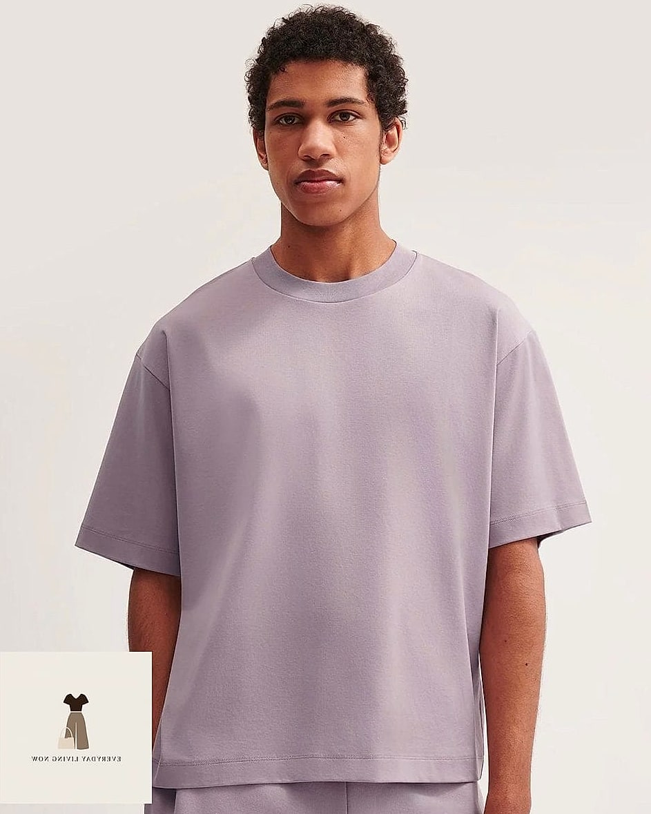 21 Oversized Tshirt Outfit Worth Pinning Immediately 13 The Monochrome Tee Outfit