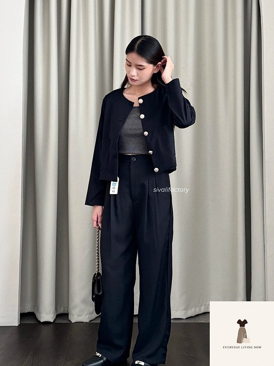 The Oversized Blazer and Bike Shorts Pairing