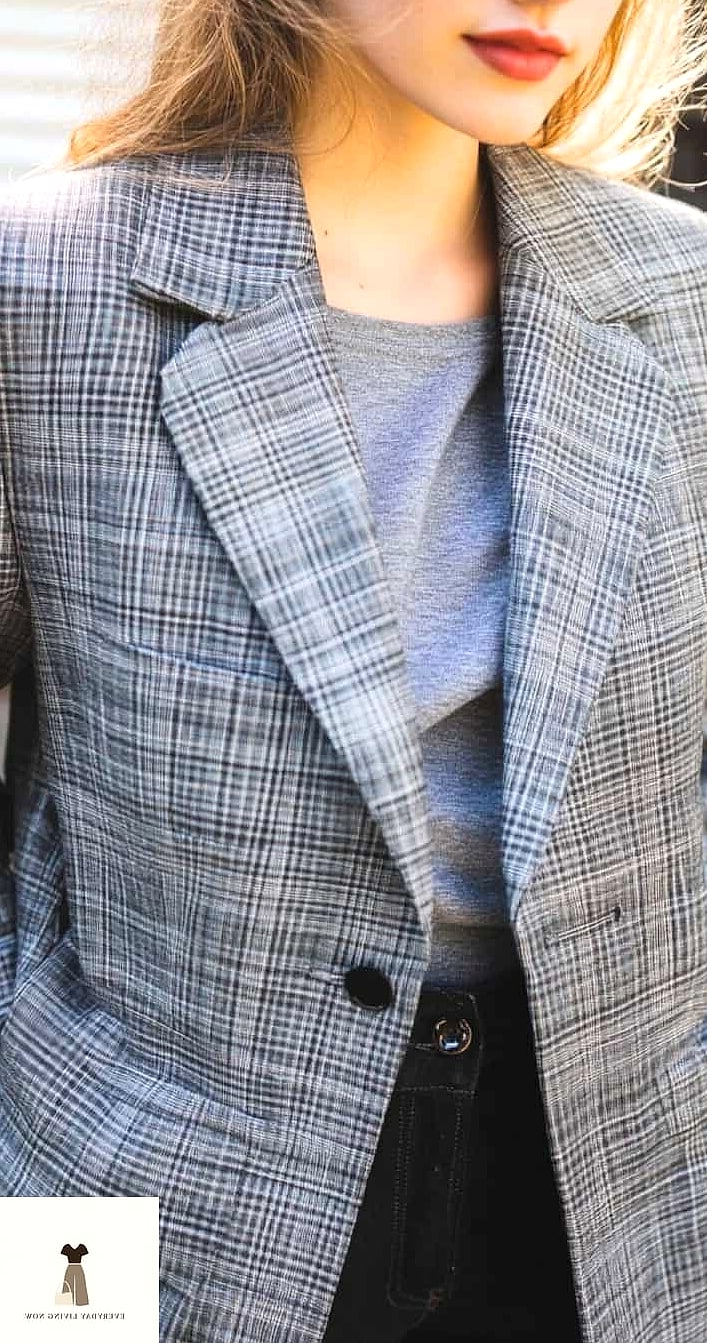 21 Dinner Outfit That Every Stylist Needs to See 22 Plaid Blazer with a Simple Slip Dress