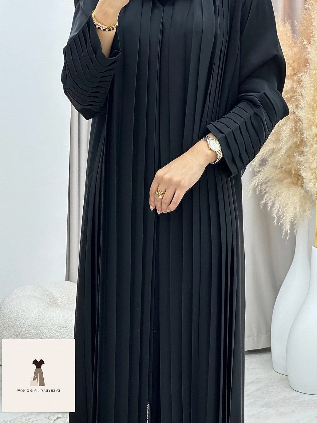29 Abaya Outfit That Are Absolutely Stunning 19 Plisse Pleated Abaya