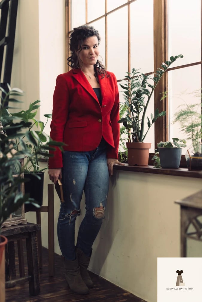 25 Black Blazer Outfit That Are Breathtakingly Beautiful 6 Red Blazer with Ripped Denim and Black Boots in Creative Office Light