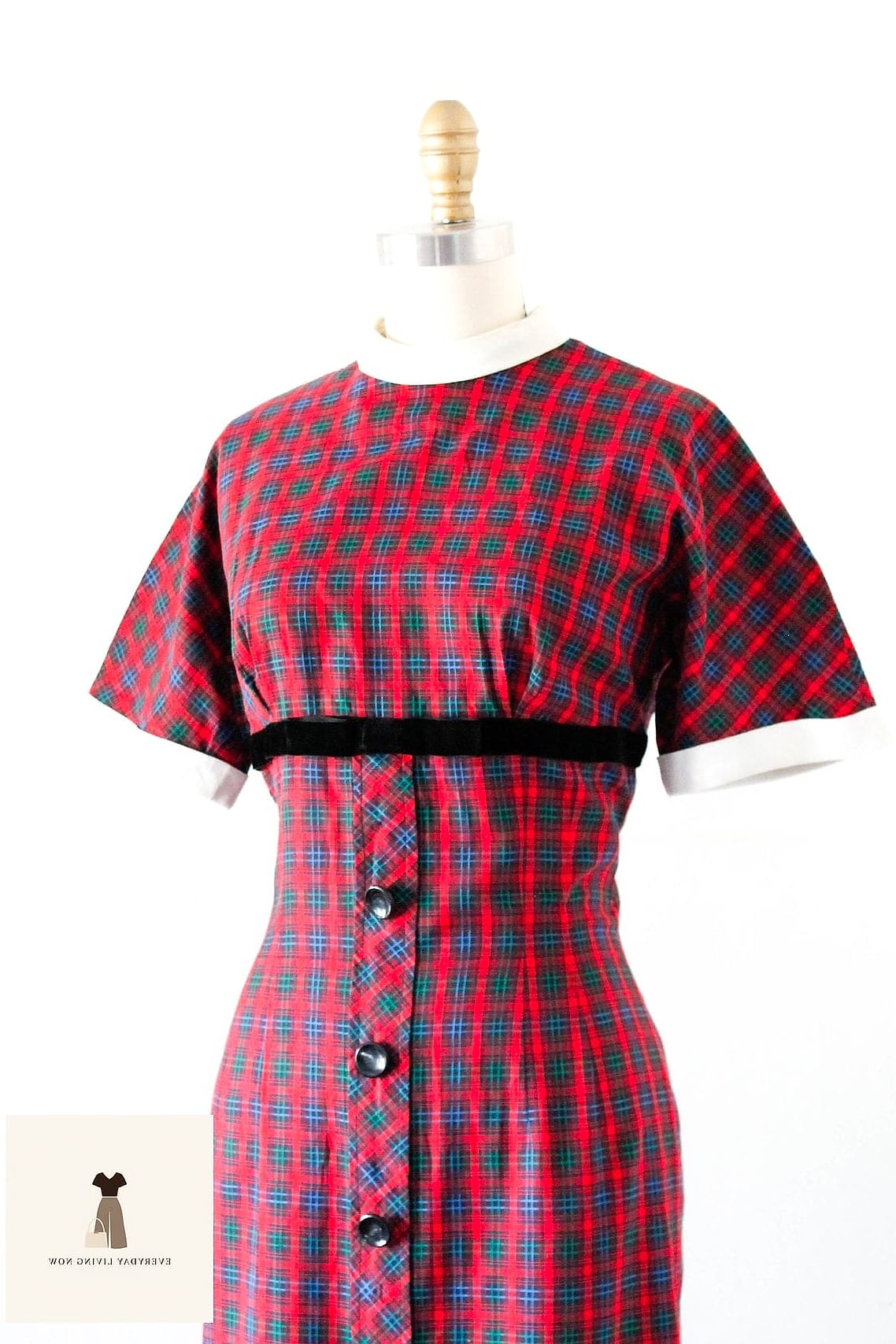 Red Plaid Skirt and Chunky Knit