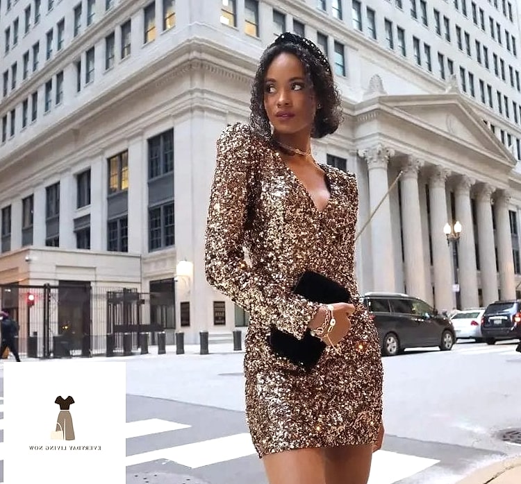 21 New Year Outfit That Every Stylist Needs to See 2 The Sequin Mini Dress and Strappy Heels
