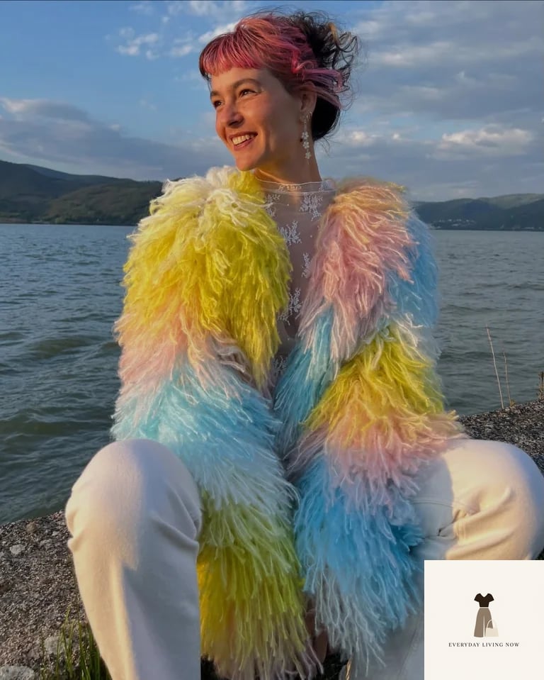 20 Cute Outfit Ideas That Are Breathtakingly Beautiful 7 Shaggy Jacket Outfit Ideas That Make Every Look Feel Effortlessly Cool