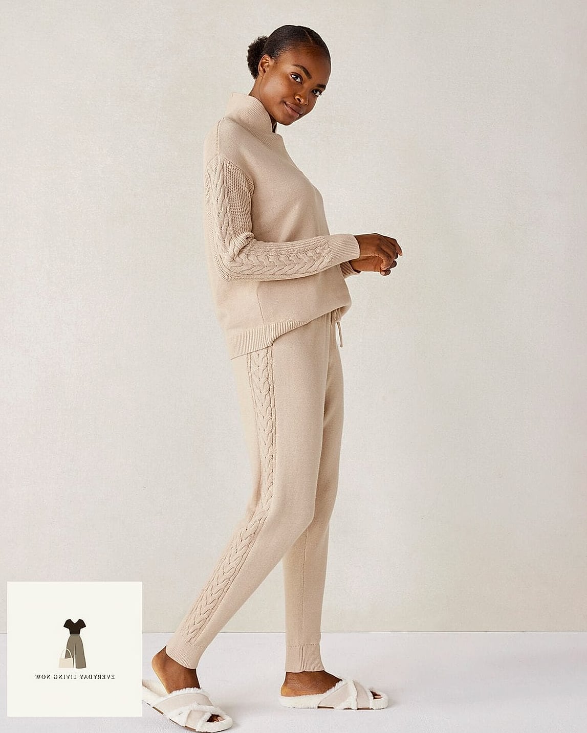 27 Comfy Outfit That Are Absolutely Stunning 22 Soft Knit Joggers With a Tucked Tee