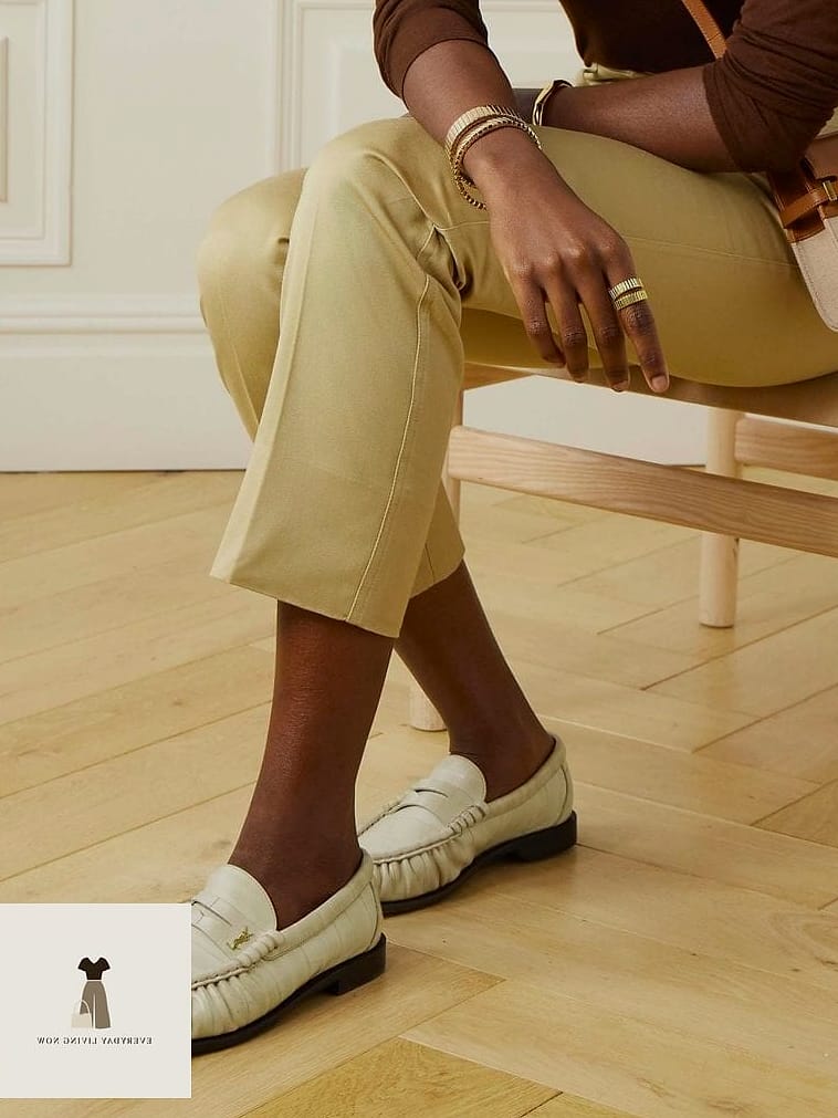Straight-Leg Jeans and a Chunky Loafer