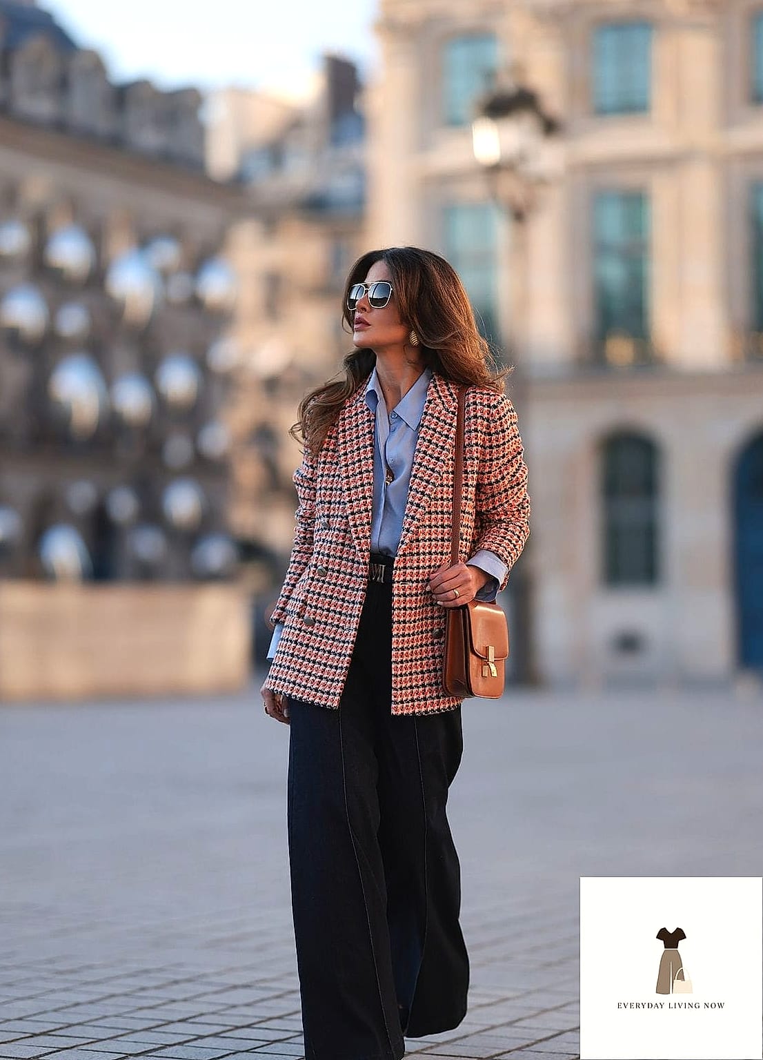 Straight-Leg Jeans With a Statement Top