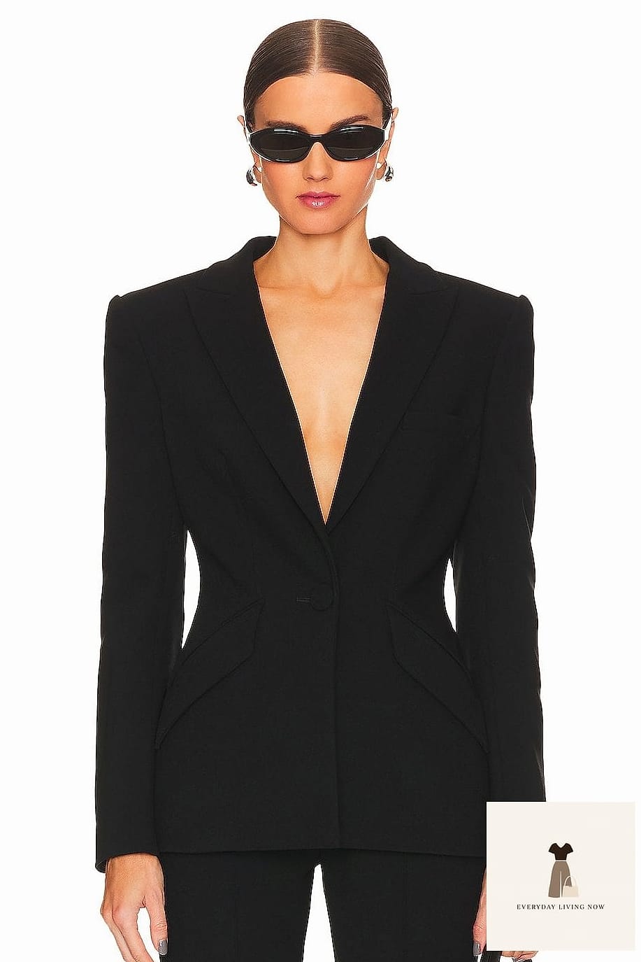 25 Starboy Outfit Every Style Lover Needs to See 15 The Structured Blazer Twist