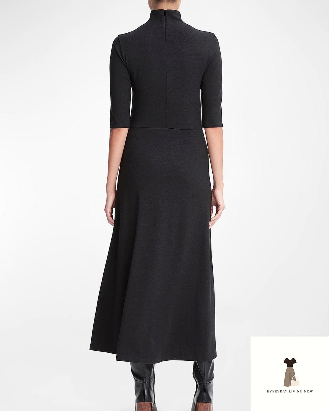 23 Picnic Outfit That Every Stylist Needs to See 21 Turtleneck and Midi Skirt for Cooler Picnics