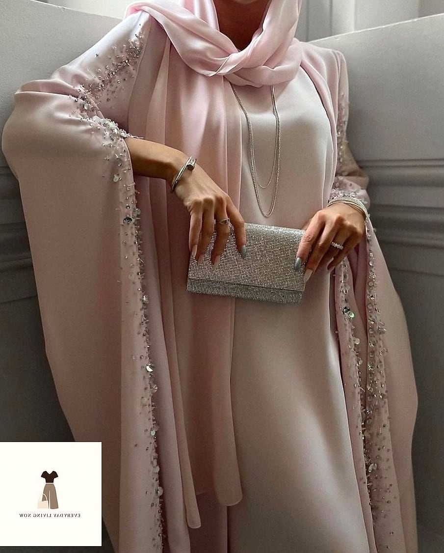 29 Abaya Outfit That Are Absolutely Stunning 21 Velvet Evening Abaya