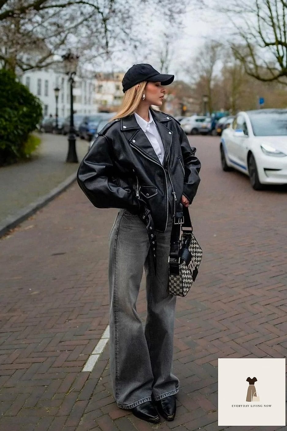 Wide-Leg Trousers and a Turtleneck