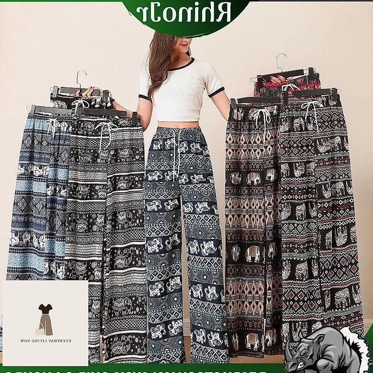 Wide-Leg Trousers in Animal Print